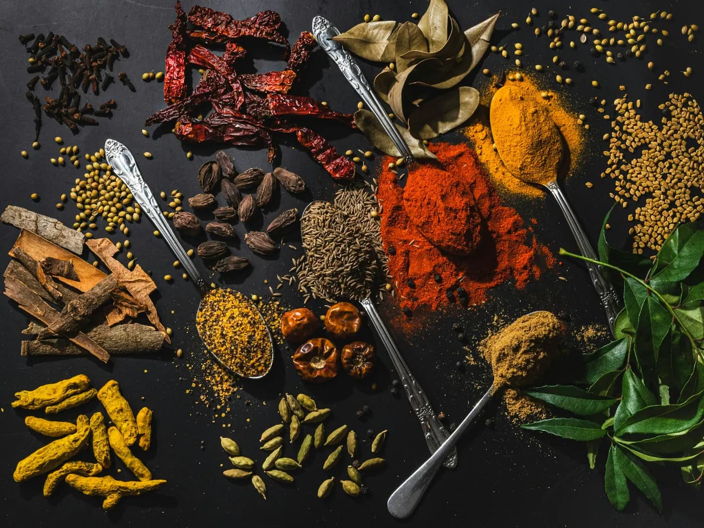 Whole and ground spices, chiles and seasonings